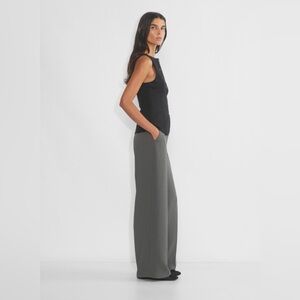 Aritzia limitless Pant 00